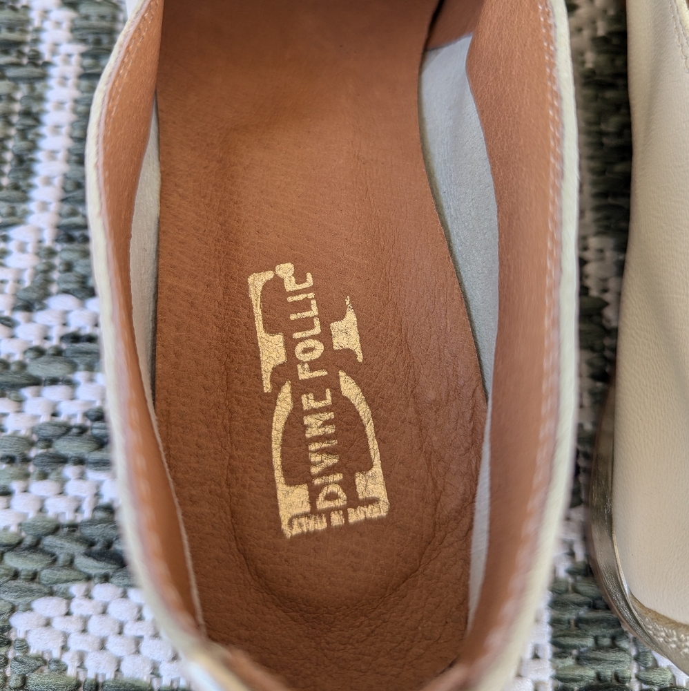 Artisan Handcrafted Italian Leather Flats (Purchased in Italy 🇮🇹) - Picture 8 of 12